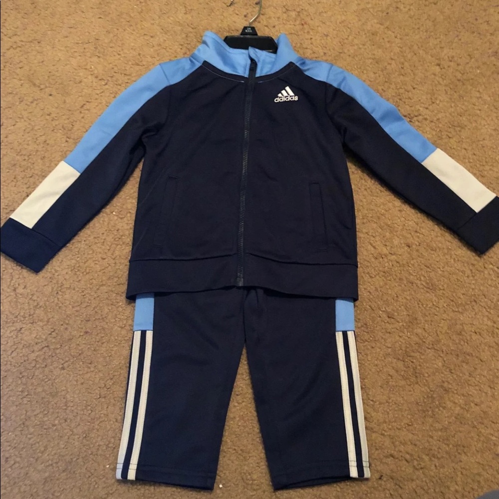 Adidas tracksuit (24 months)